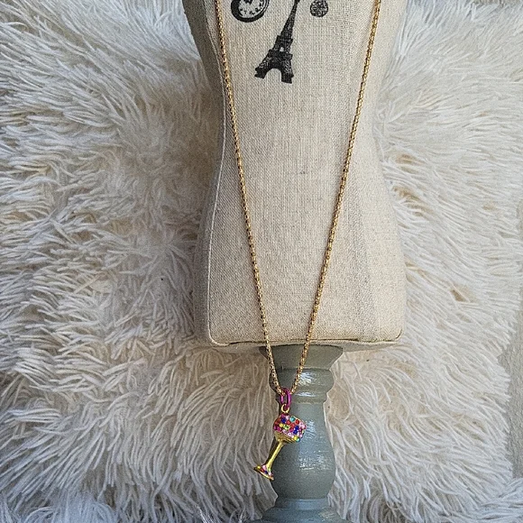 Rhinestone Wine Necklace NWOT - Picture 5 of 9